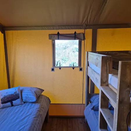 De Hazelaarshof- Luxe Xl-glampingtent Kekerdom