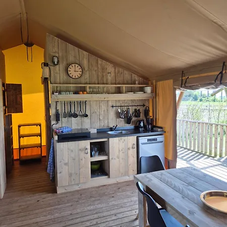 De Hazelaarshof- Luxe Xl-glampingtent Кемпинг Kekerdom